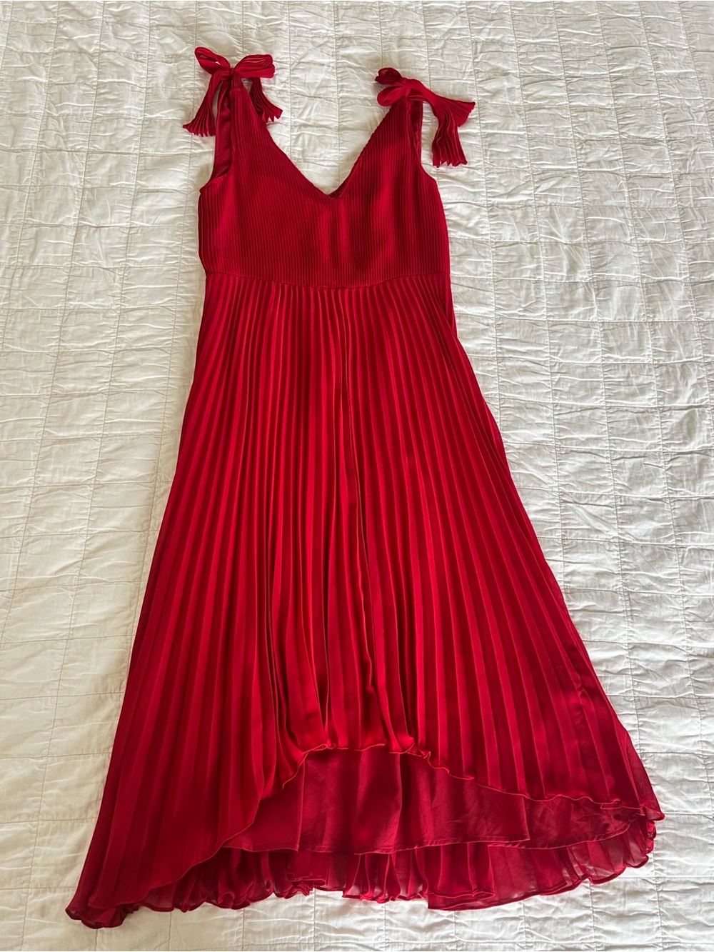 Club Monaco Red dress pleated size 2